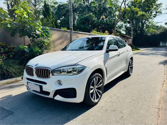 BMW X6 4.4 M SPORT 4X4 COUPÉ V8 32V BI-TURBO GASOLINA 4P AUTOMÁTICO BMW X6 4.4 M SPORT 4X4 COUPÉ V8 32V BI-TURBO GASOLINA 4P AUTOMÁTICO